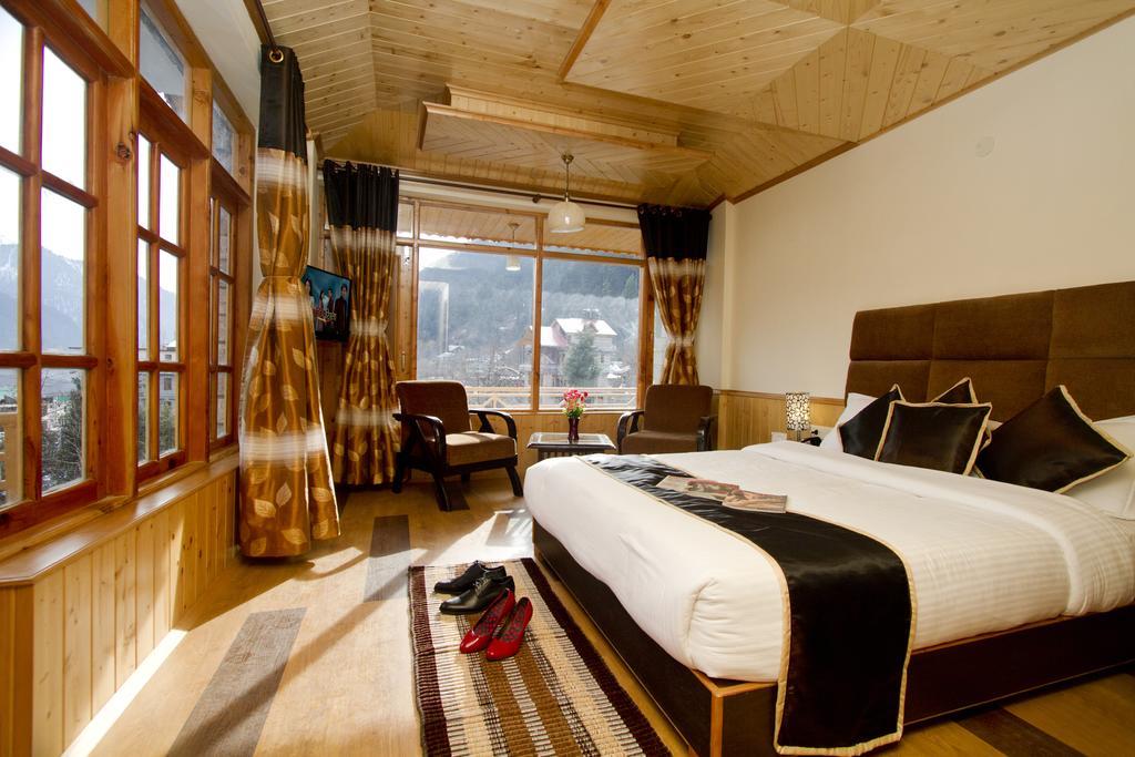 Victory Resorts Manāli Habitación foto