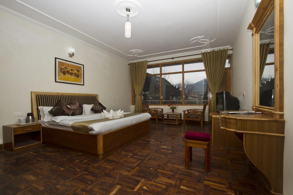 Victory Resorts Manāli Habitación foto