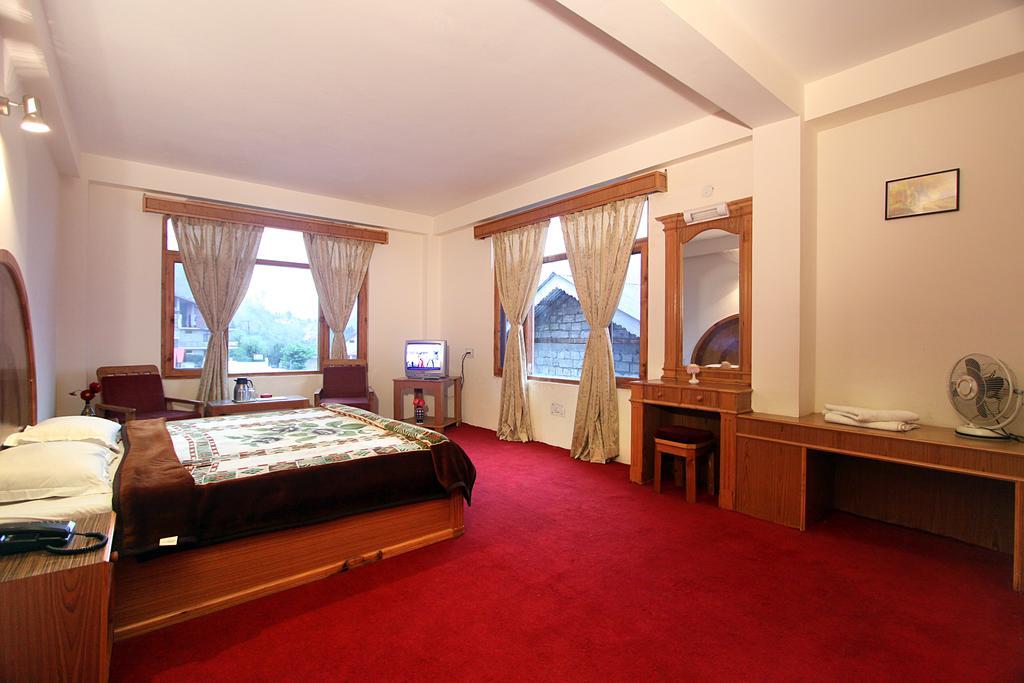 Victory Resorts Manāli Habitación foto