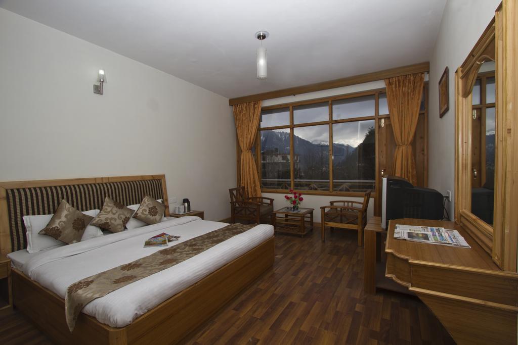 Victory Resorts Manāli Habitación foto